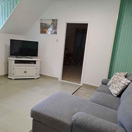 Apartment Balatonbereny 4 Экстерьер фото