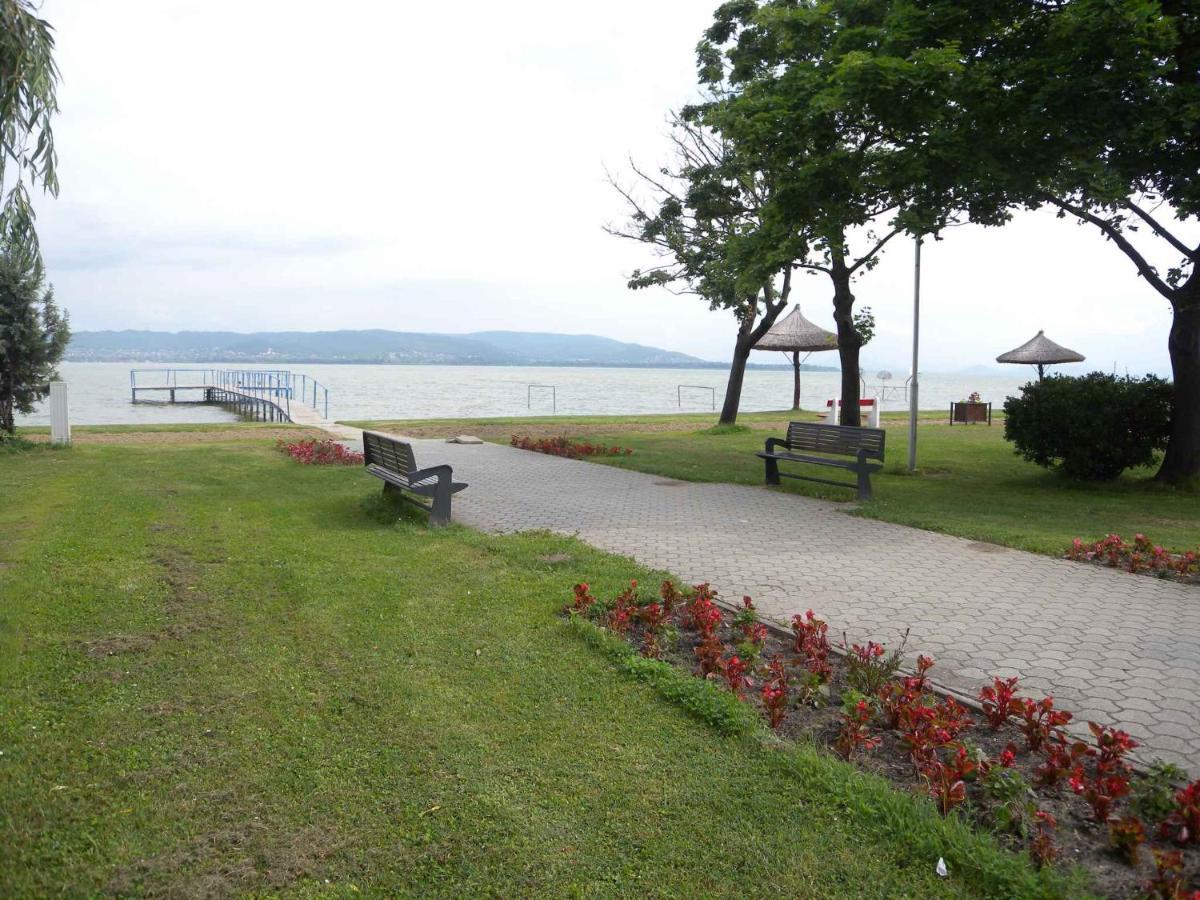 Apartment Balatonbereny 4 Экстерьер фото