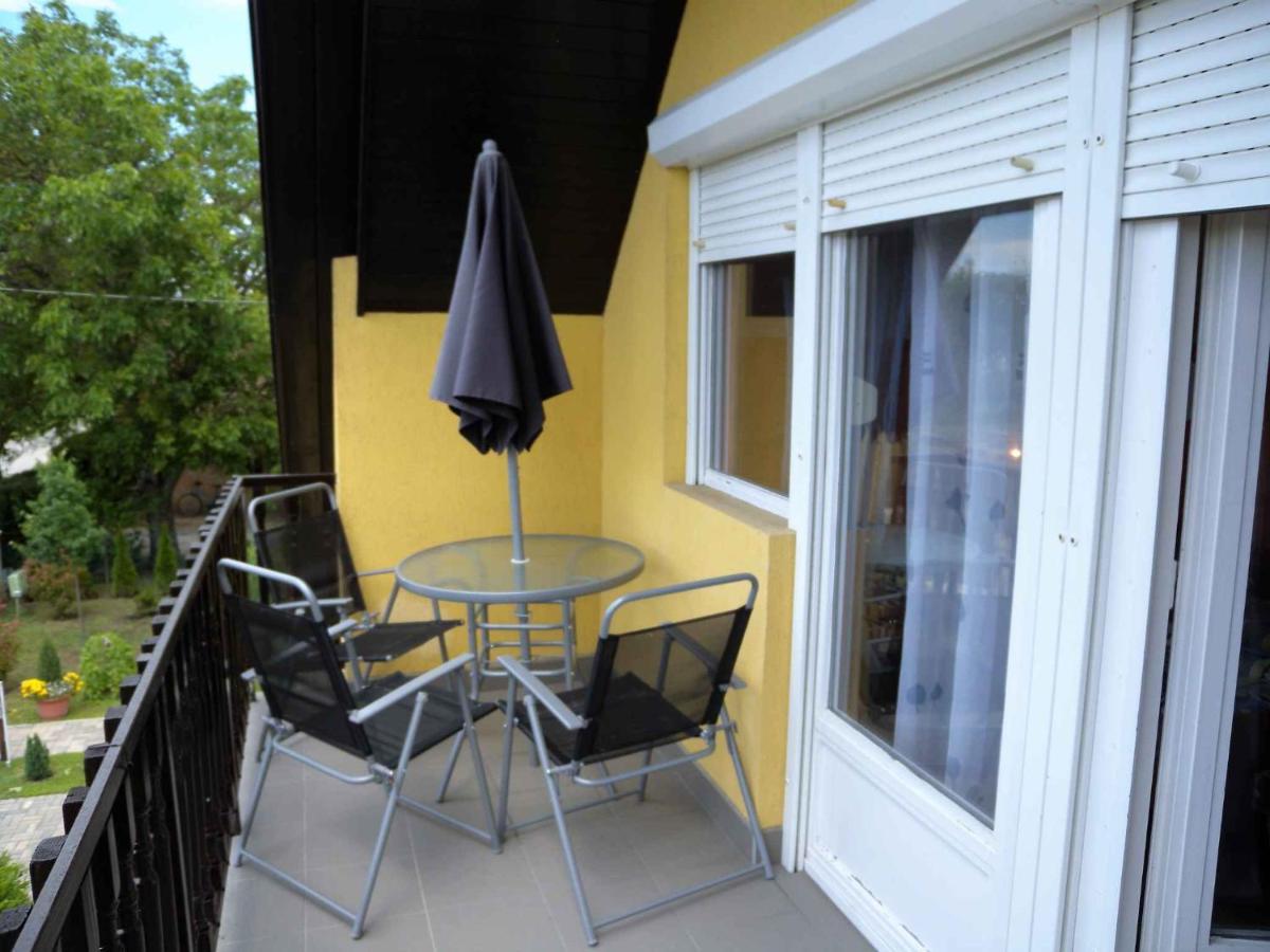 Apartment Balatonbereny 4 Экстерьер фото