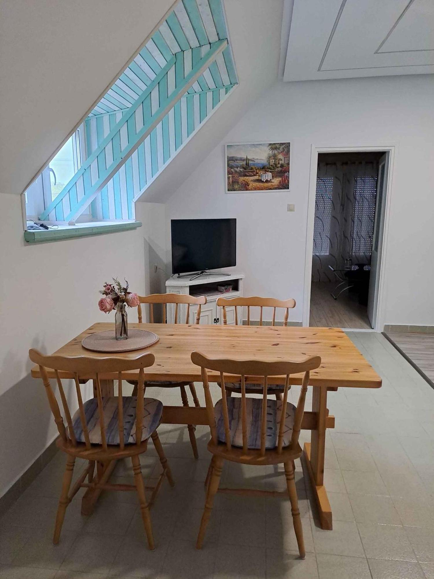 Apartment Balatonbereny 4 Экстерьер фото